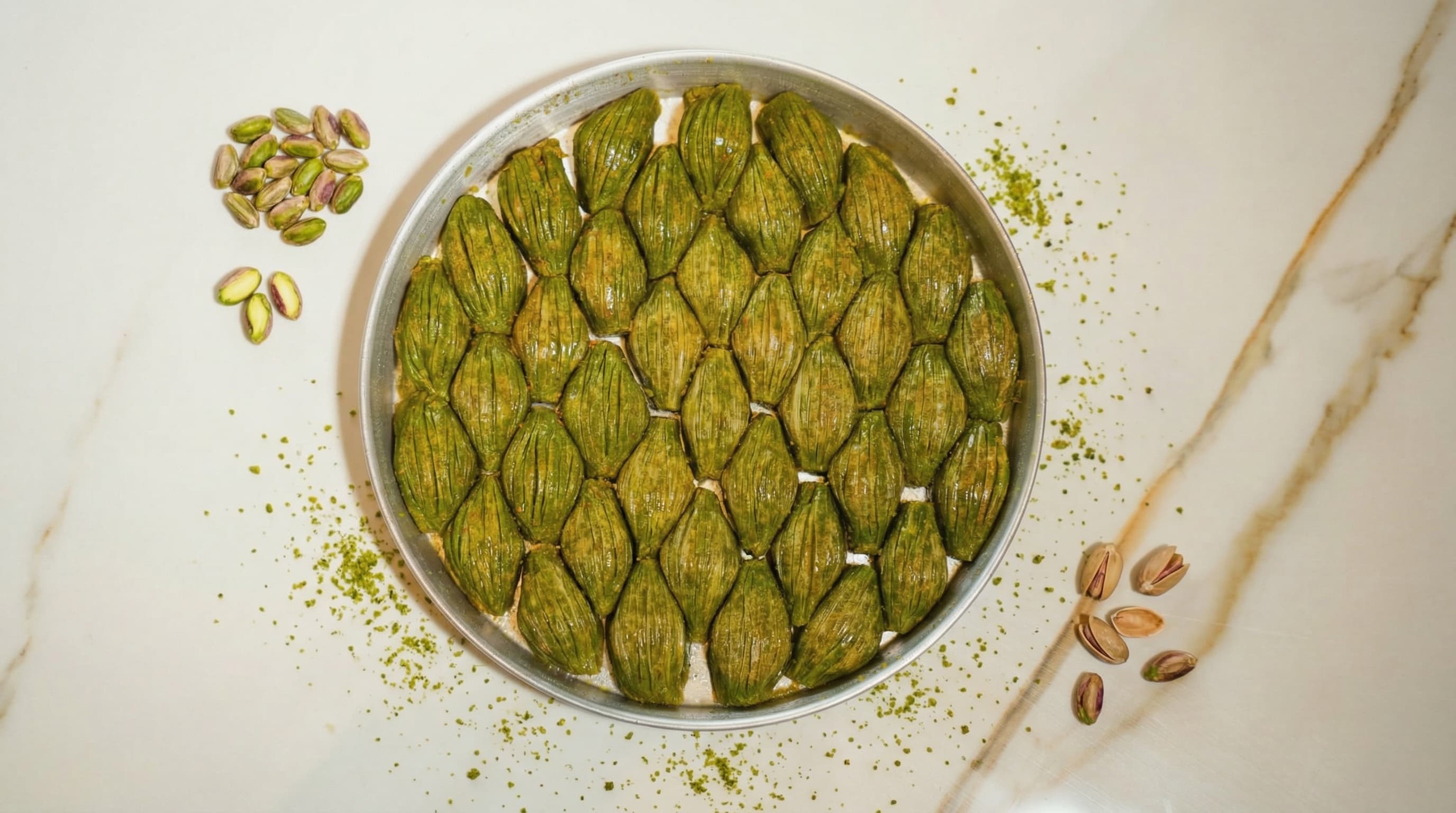 Yeşil Midye Baklava Tepsi 2 Kg